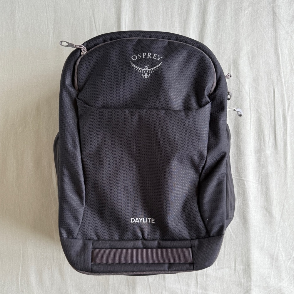 Osprey Black Daylite™ Expandable Travel Pack 26+6
